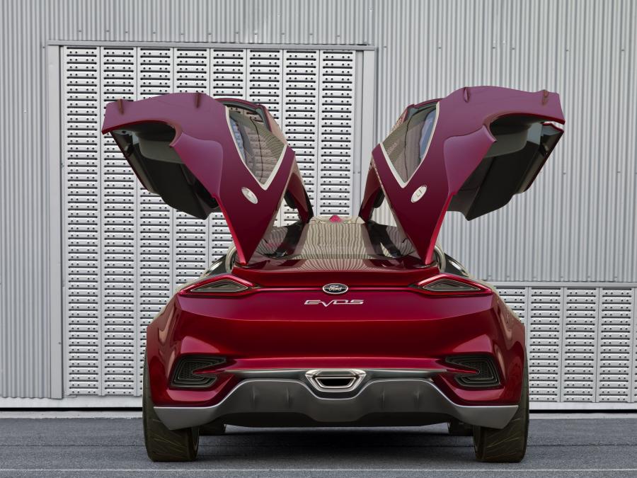  Ford Evos Concept 2011 года  (фото 38 из 62)